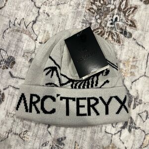 Arc'teryx Light Gray Knit Hat